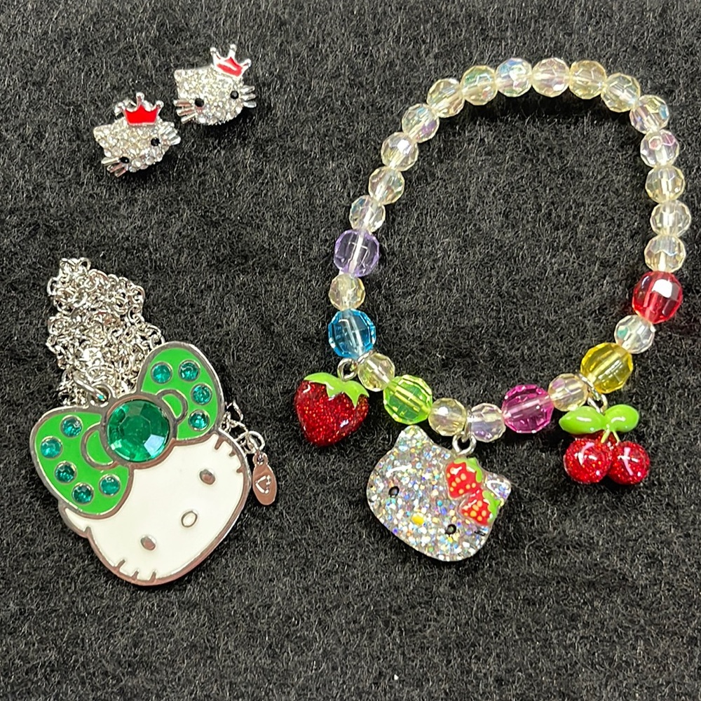 Bundle Hello Kitty Earrings, Bracelet & Necklace